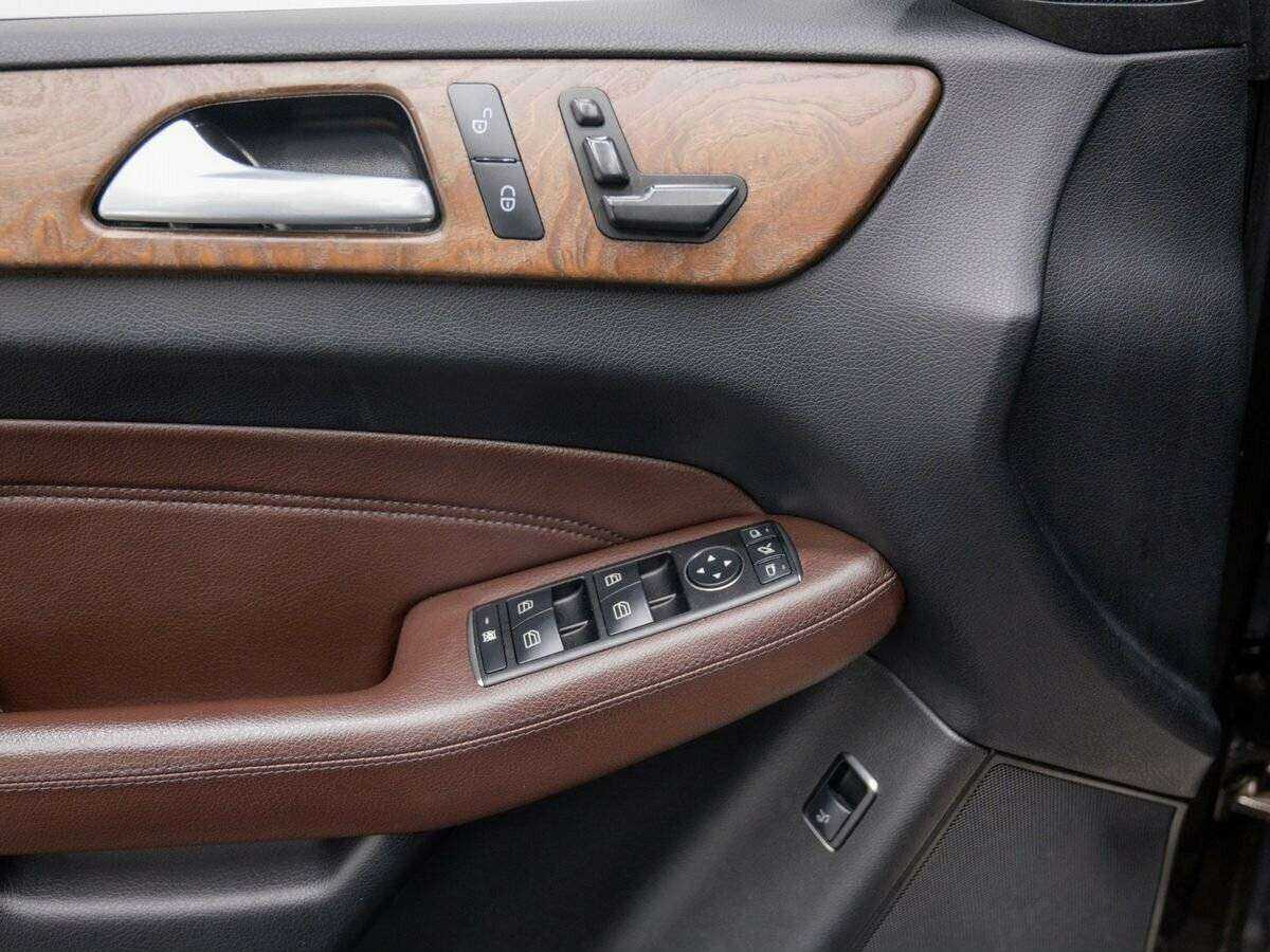 Мерседес-Бенц М-Класс б/у, 2013, Автоматическая. Фото: #16