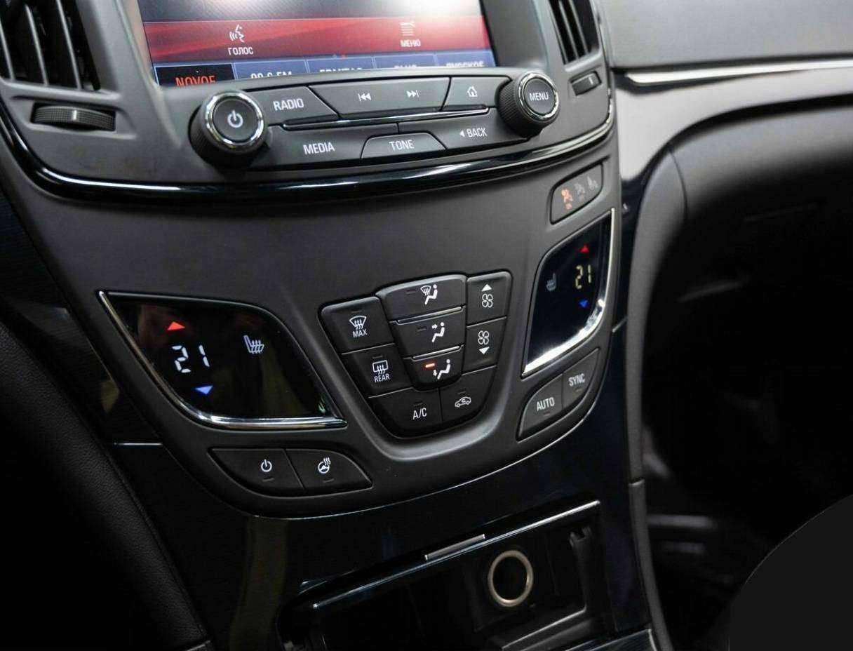 Опель Инсигния б/у, 2013, Механическая. Фото: #23