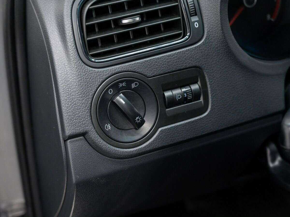 Фольксваген Поло б/у, 2020, Механическая. Фото: #15