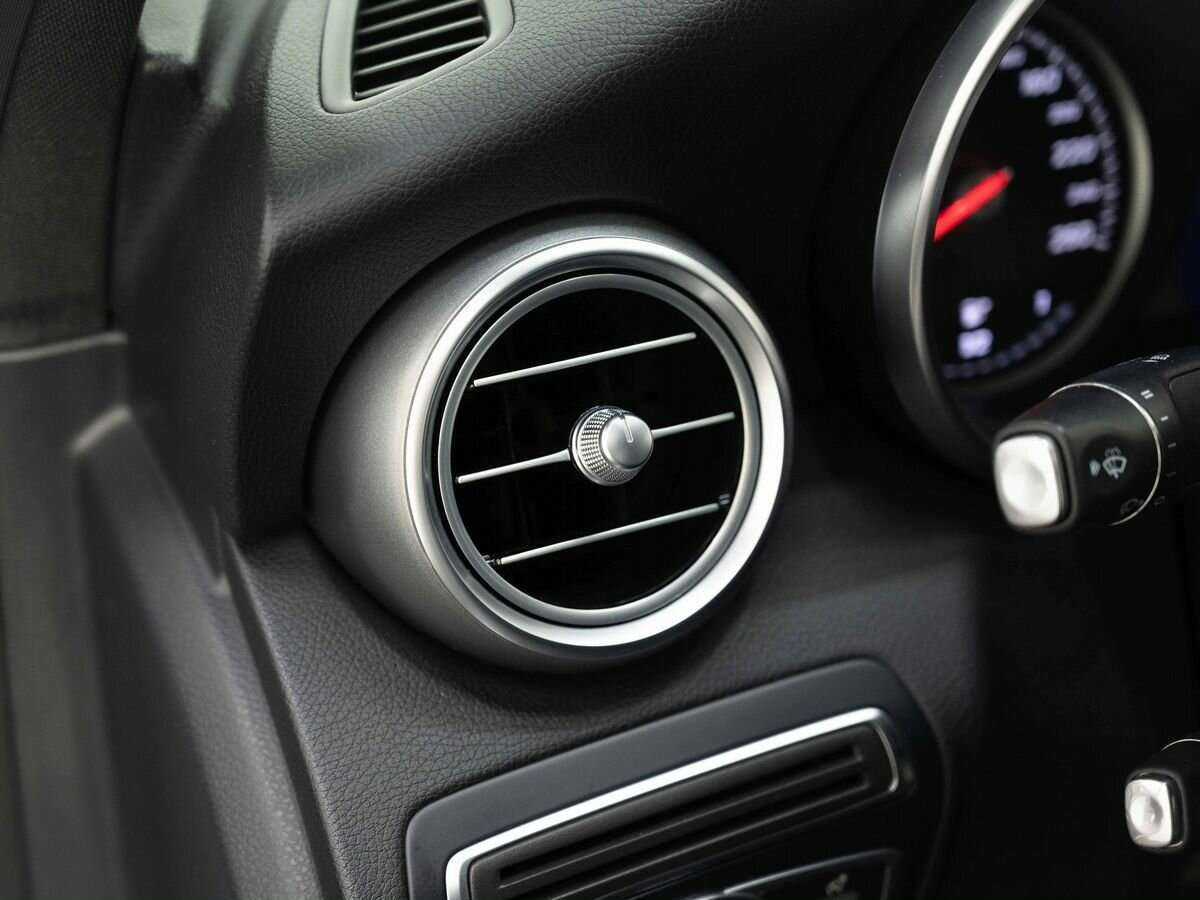 Мерседес-Бенц Ц-Класс б/у, 2016, Автоматическая. Фото: #13