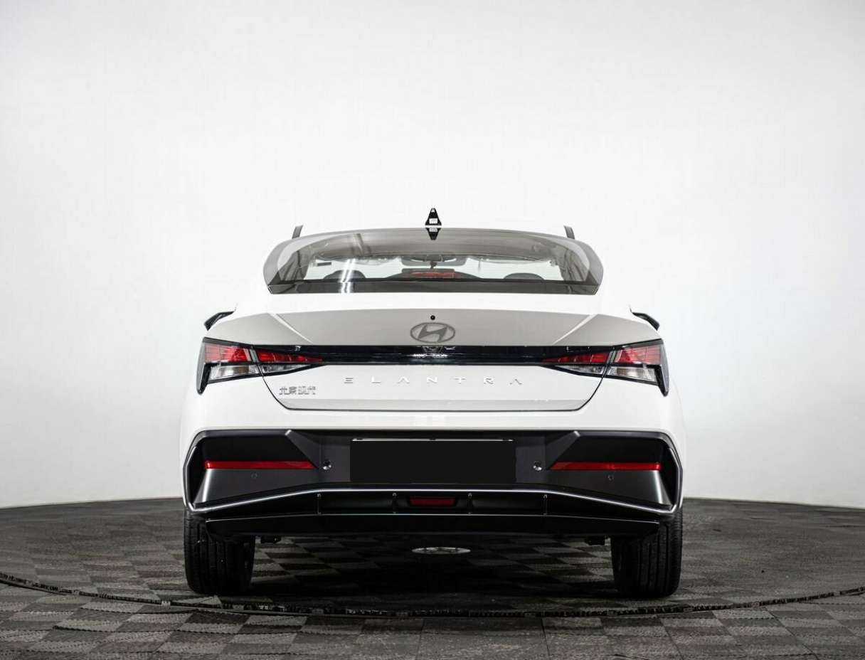 Хендай Елантра б/у, 2023, Вариатор. Фото: #4