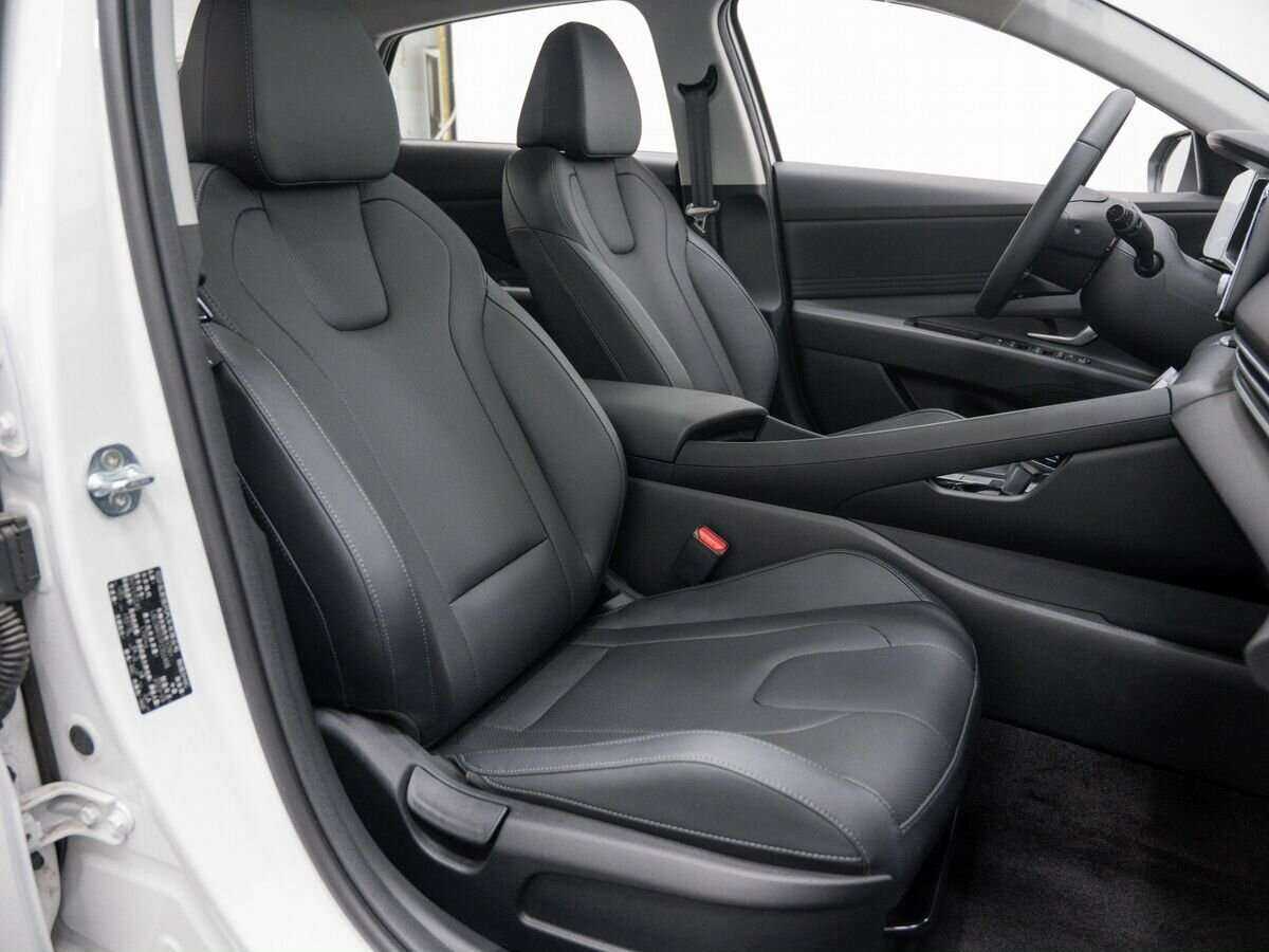 Хендай Елантра б/у, 2023, Вариатор. Фото: #8