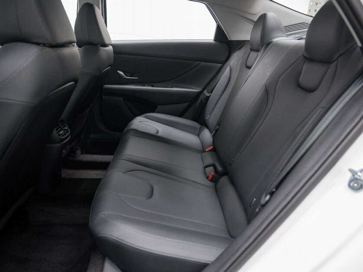 Хендай Елантра б/у, 2023, Вариатор. Фото: #12