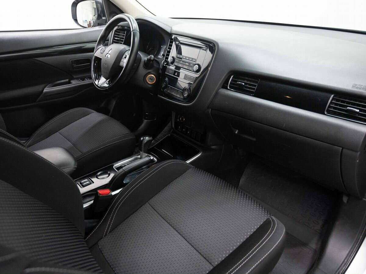 Митсубиши Оутлэндер б/у, 2019, Вариатор. Фото: #10