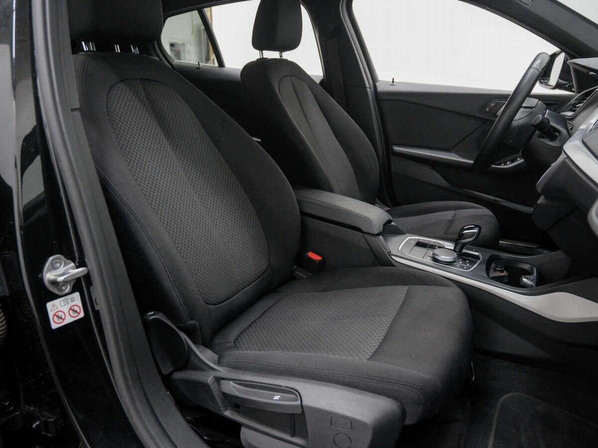 БМВ 1 серии б/у, 2019, Роботизированная. Фото: #7