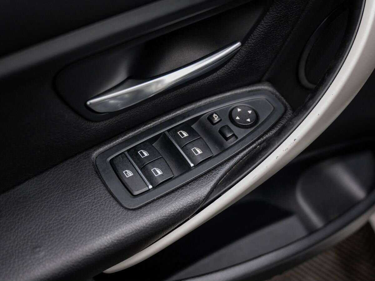 БМВ 3 серии б/у, 2015, Автоматическая. Фото: #14