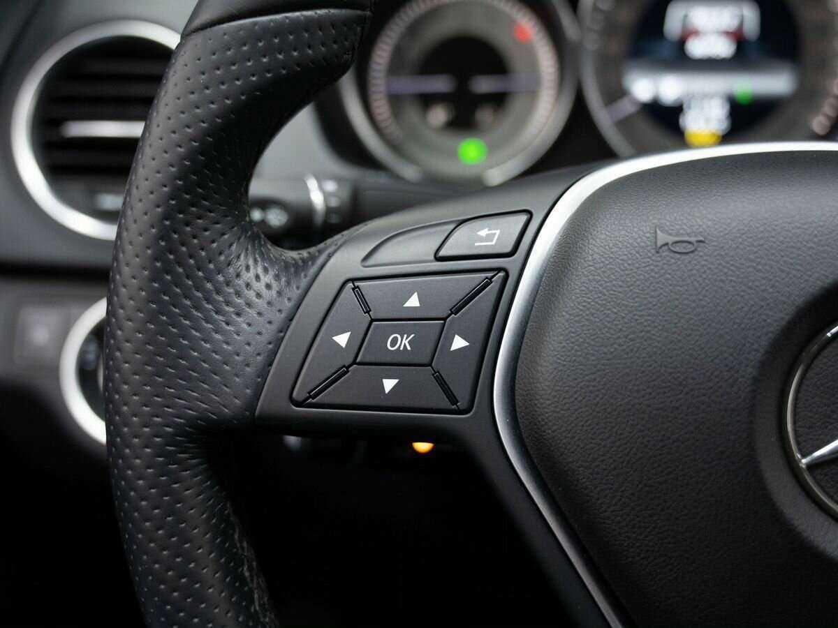 Мерседес-Бенц Ц-Класс б/у, 2013, Автоматическая. Фото: #18