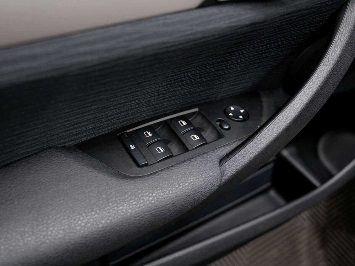 БМВ Икс1 б/у, 2013, Автоматическая. Фото: #14