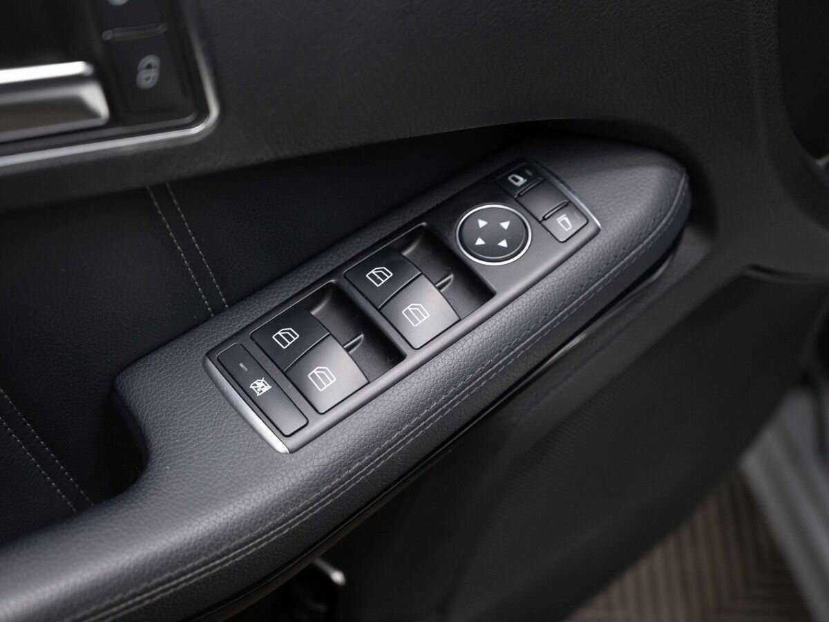 Мерседес-Бенц Е-Класс б/у, 2014, Автоматическая. Фото: #16