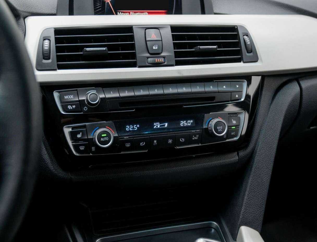 БМВ 3 серии б/у, 2016, Автоматическая. Фото: #18