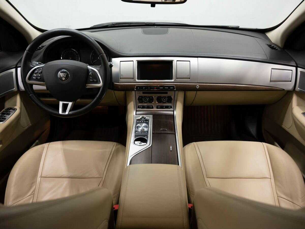 Ягуар ИксФ б/у, 2013, Автоматическая. Фото: #16