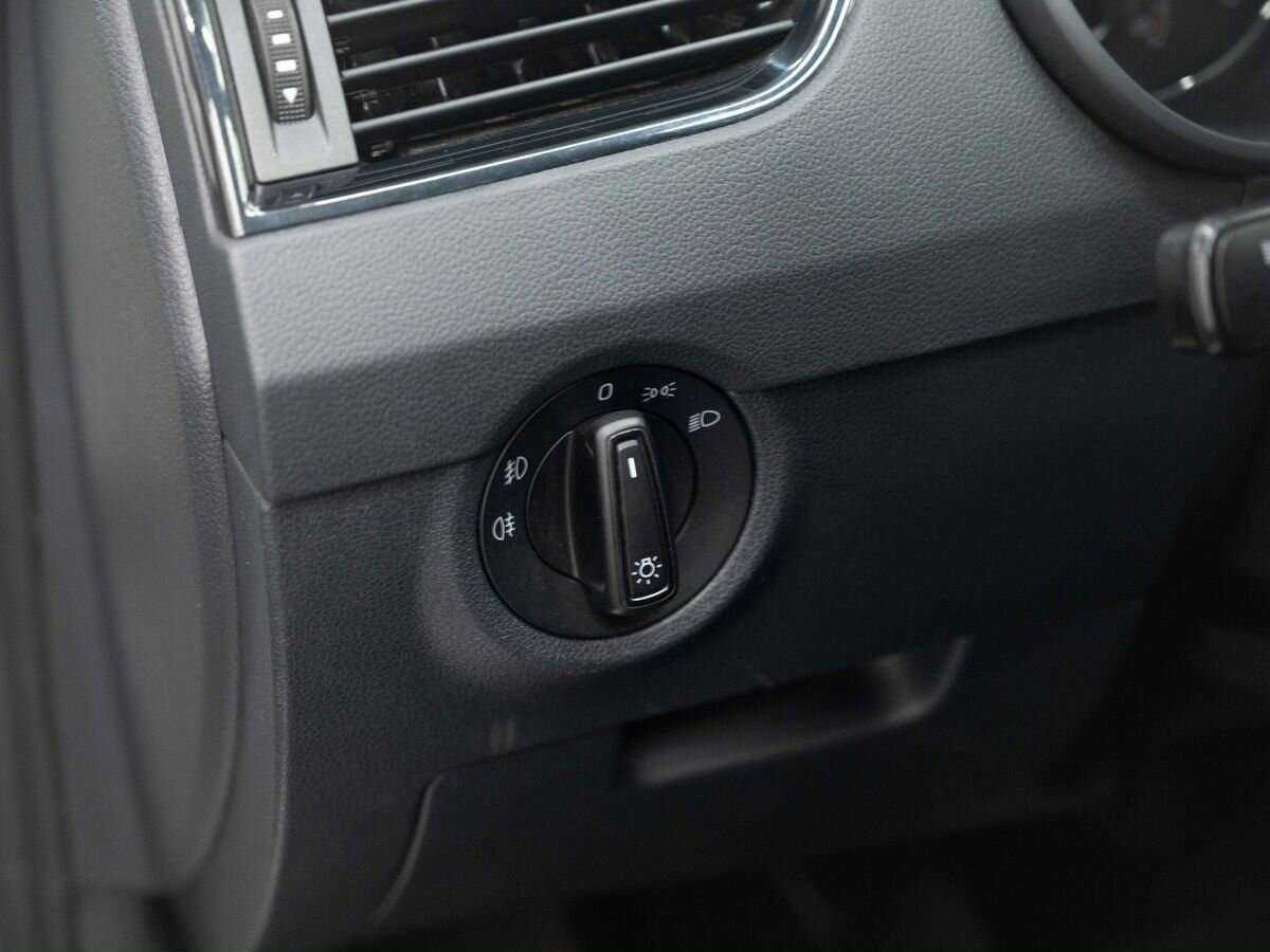 Шкода Октавия б/у, 2019, Механическая. Фото: #17