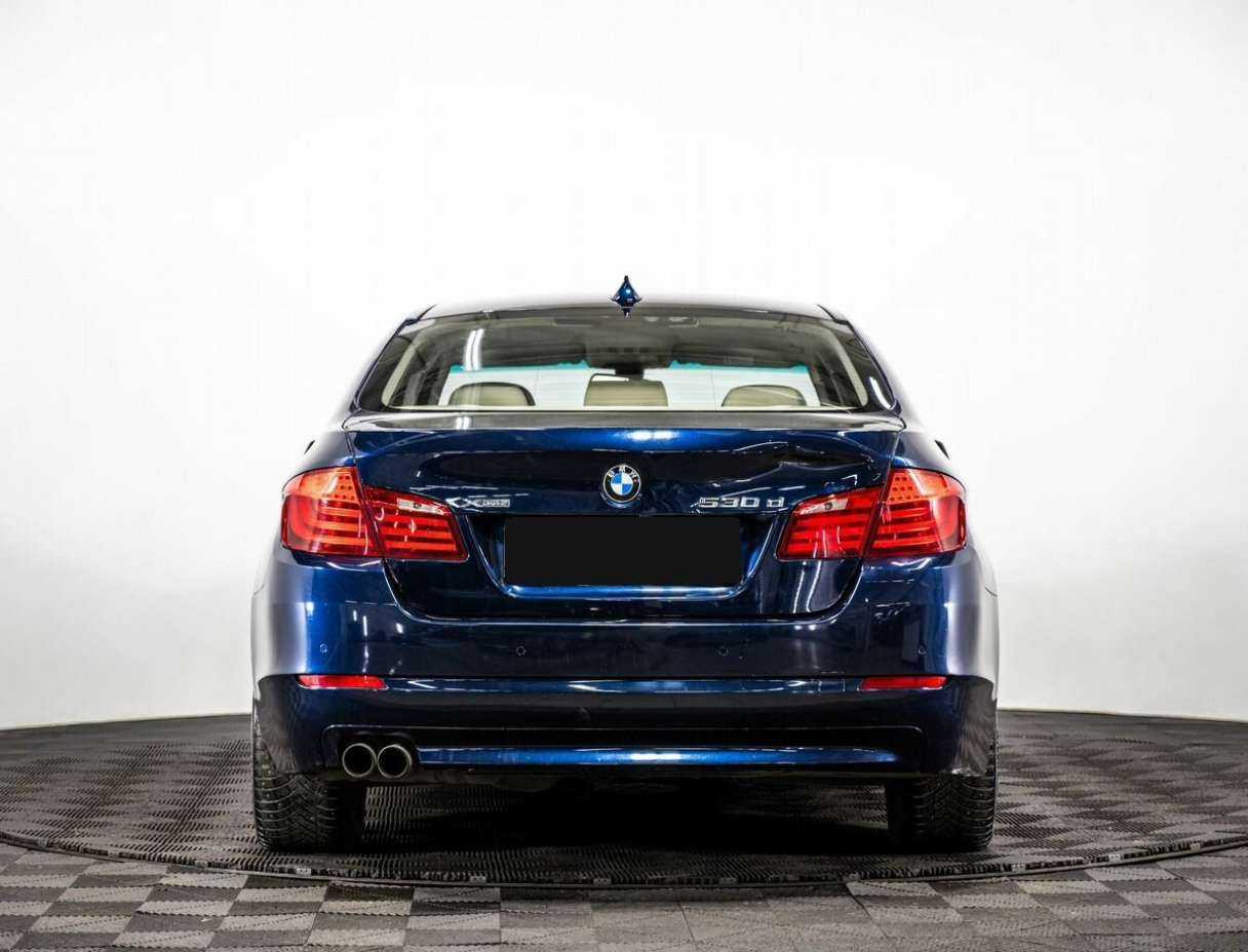 БМВ 5 серии б/у, 2013, Автоматическая. Фото: #4