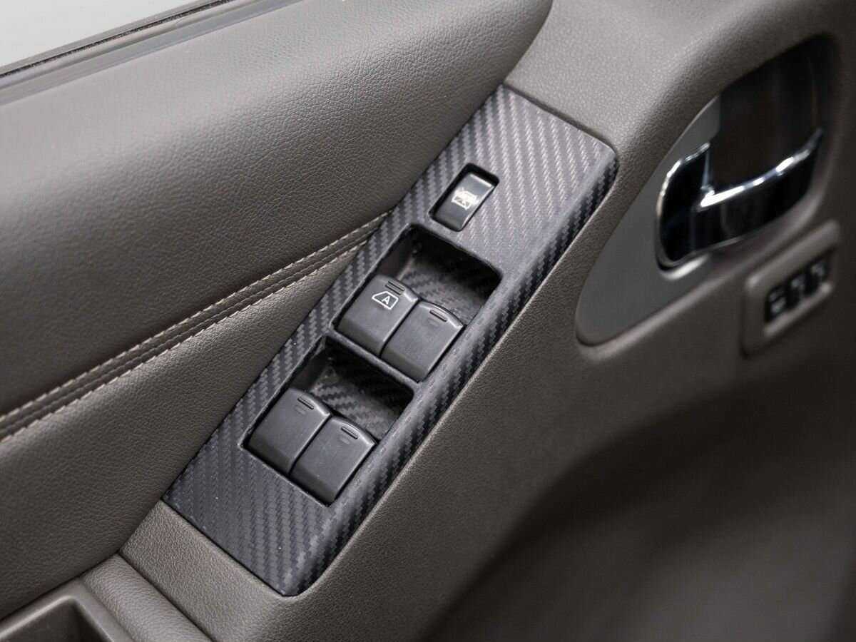 Ниссан Патфайндер б/у, 2013, Автоматическая. Фото: #25