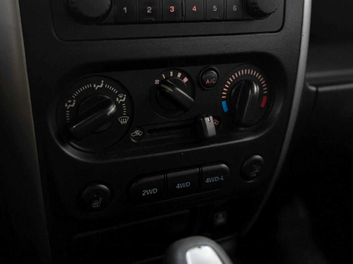 Сузуки Джимни б/у, 2012, Автоматическая. Фото: #16