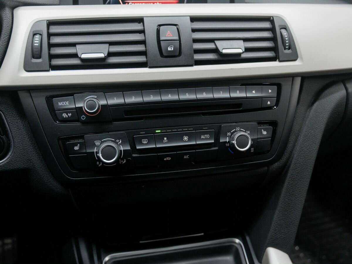 БМВ 3 серии б/у, 2014, Автоматическая. Фото: #19