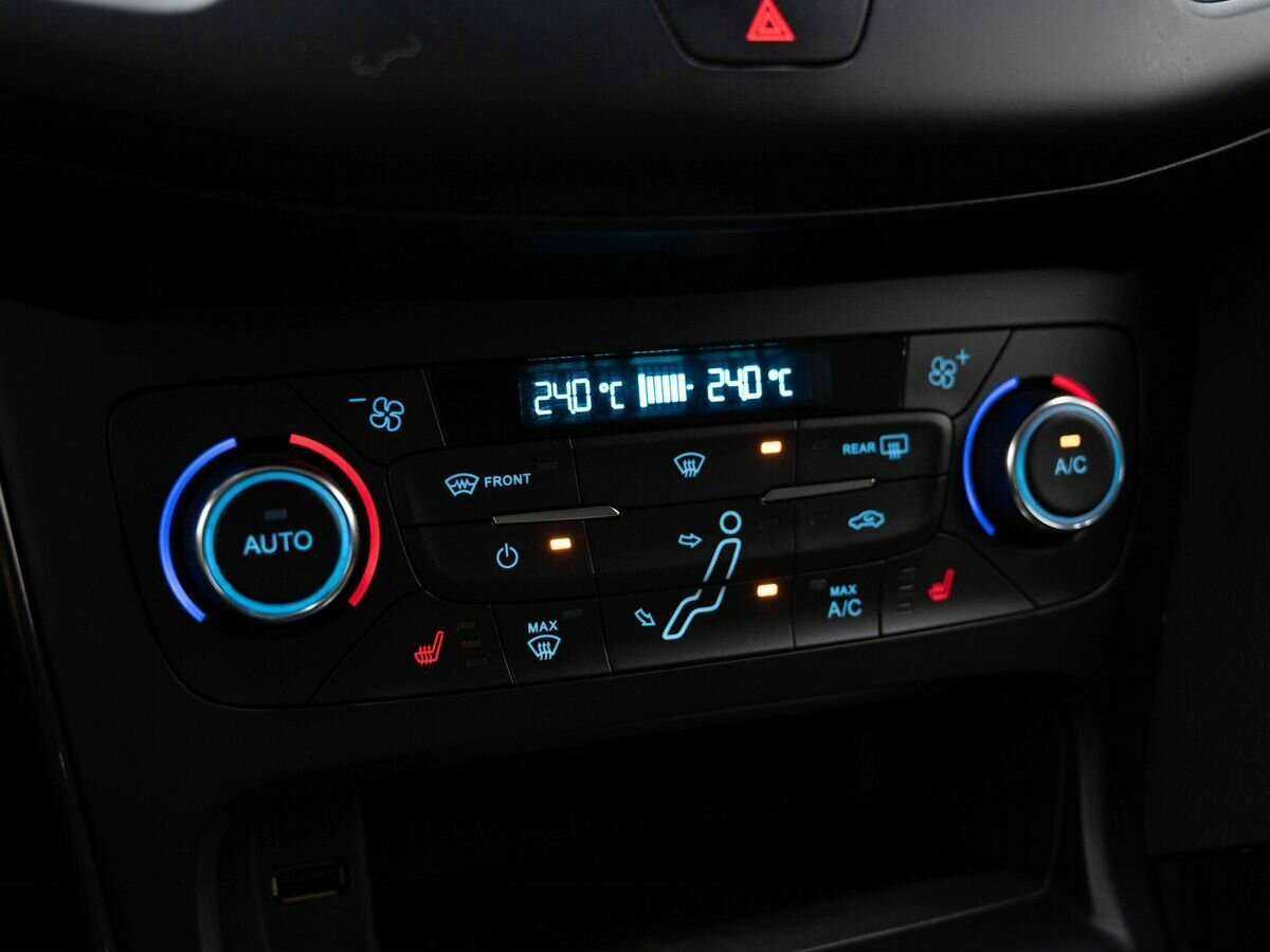 Форд Фокус б/у, 2017, Автоматическая. Фото: #17