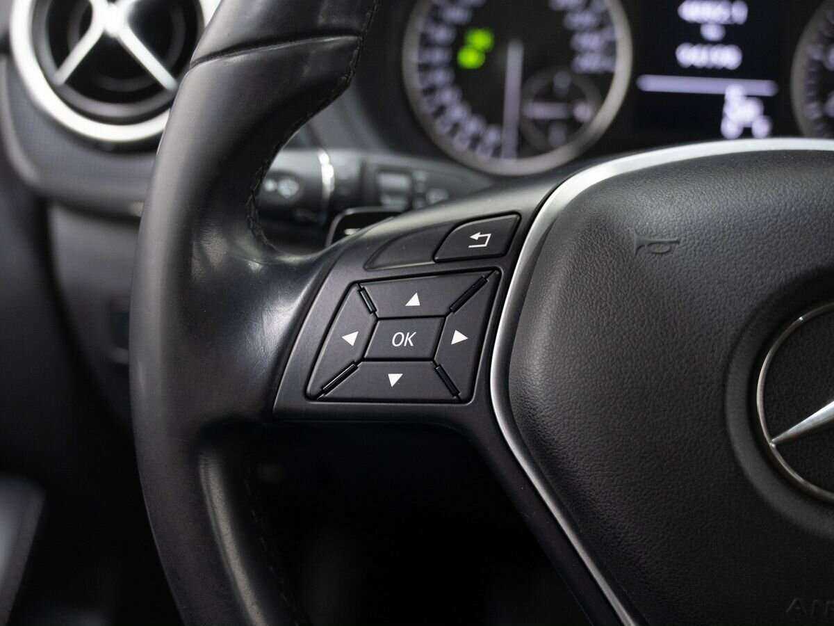 Мерседес-Бенц Б-Класс б/у, 2013, Роботизированная. Фото: #17