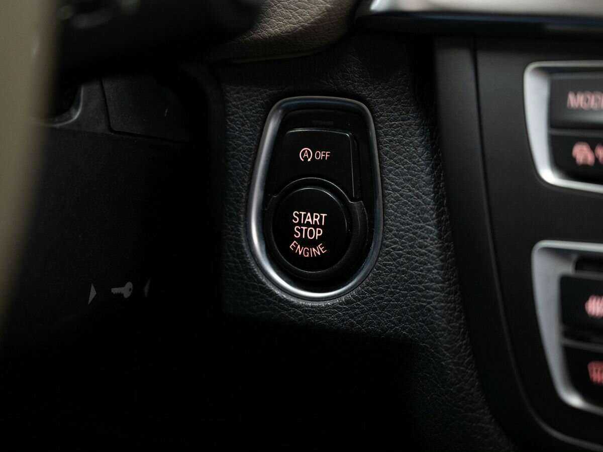 БМВ 3 серии б/у, 2012, Автоматическая. Фото: #17