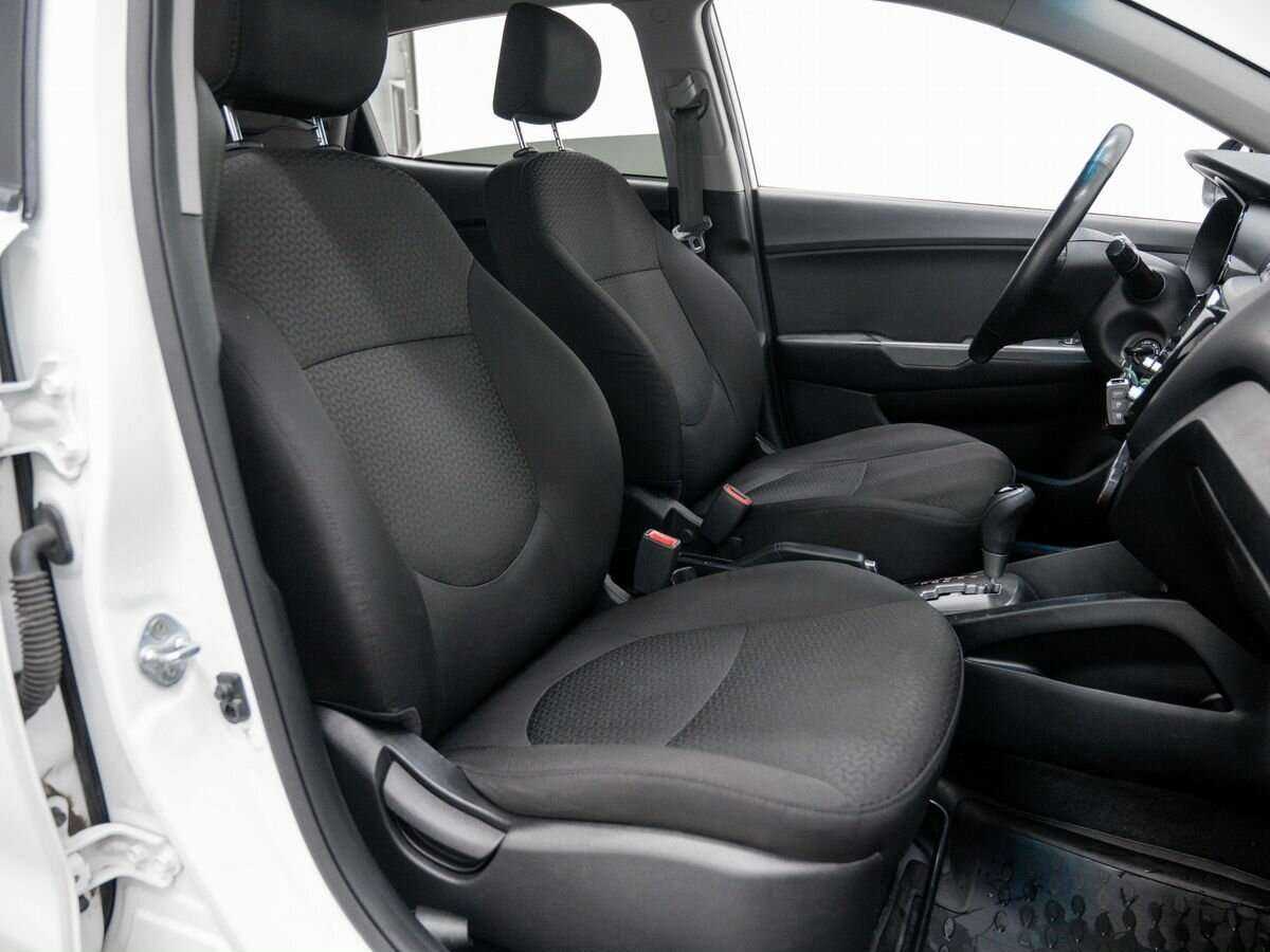 Киа Рио б/у, 2017, Автоматическая. Фото: #8