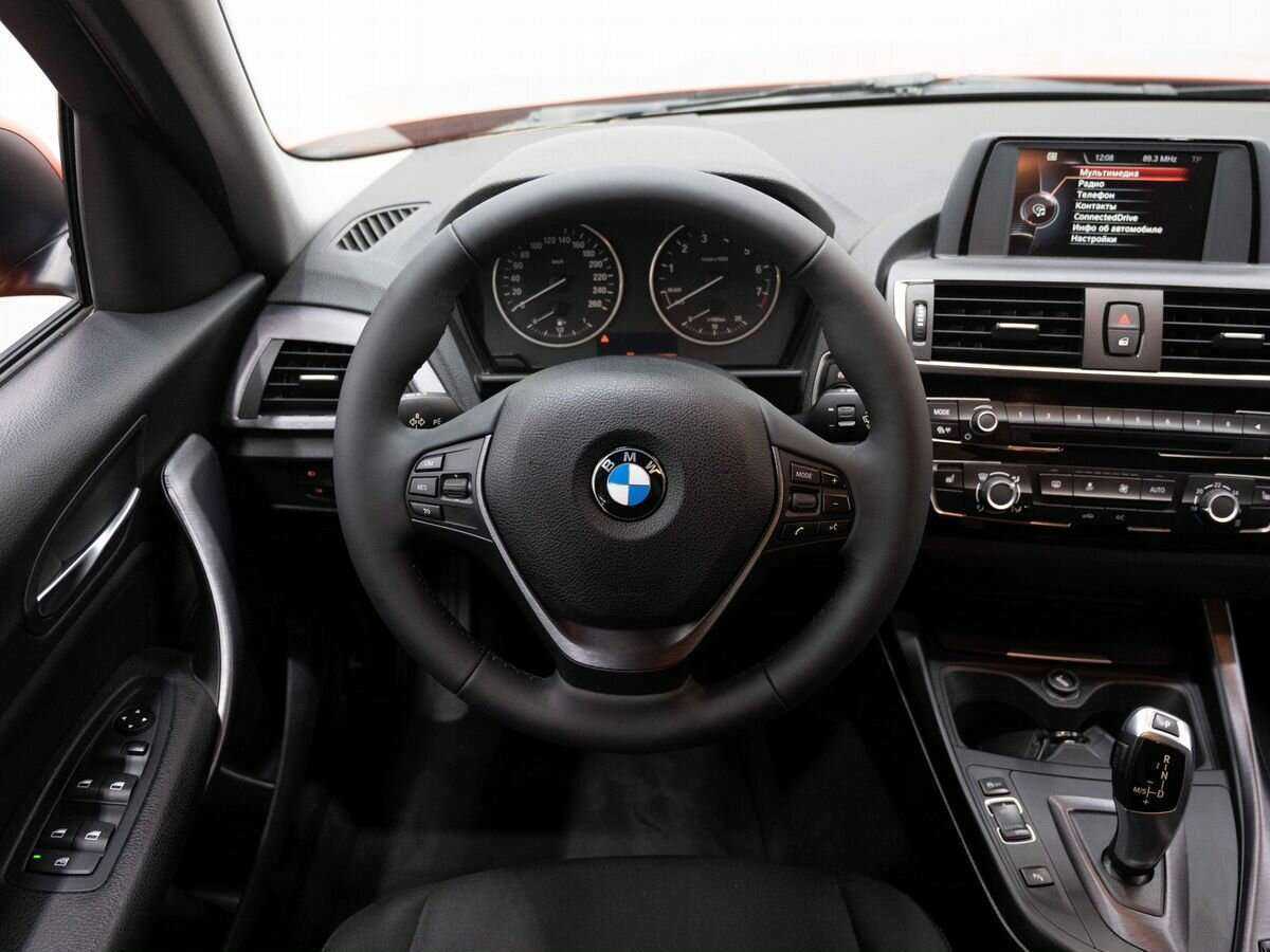 БМВ 1 серии б/у, 2017, Автоматическая. Фото: #13