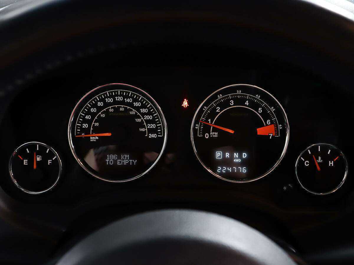 Джип Компасс б/у, 2013, Автоматическая. Фото: #12