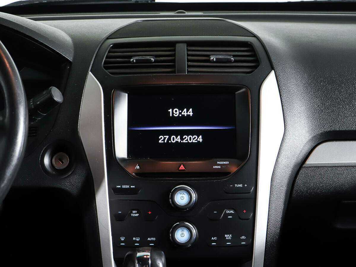 Форд Експлорер б/у, 2013, Автоматическая. Фото: #11