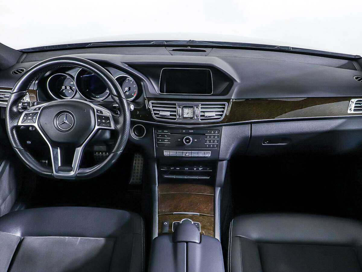 Мерседес-Бенц Е-Класс б/у, 2015, Автоматическая. Фото: #10