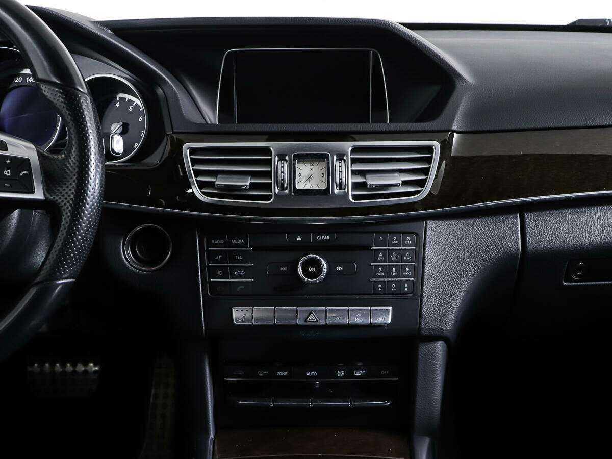 Мерседес-Бенц Е-Класс б/у, 2015, Автоматическая. Фото: #11