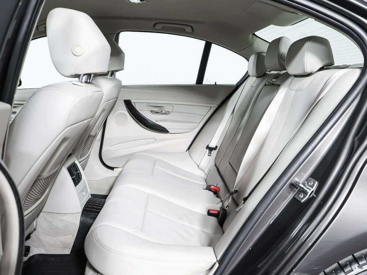 БМВ 3 серии б/у, 2012, Автоматическая. Фото: #9