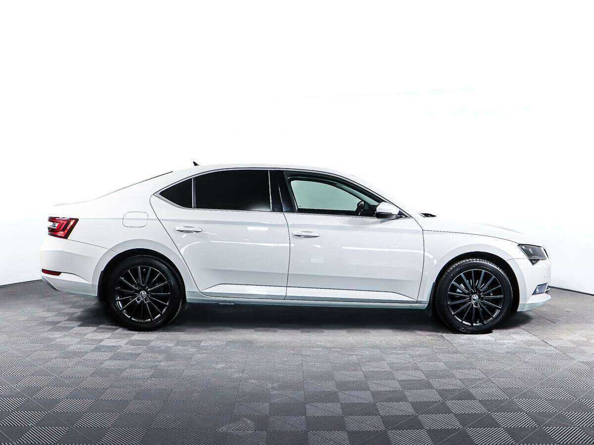 Шкода Суперб б/у, 2017, Роботизированная. Фото: #3