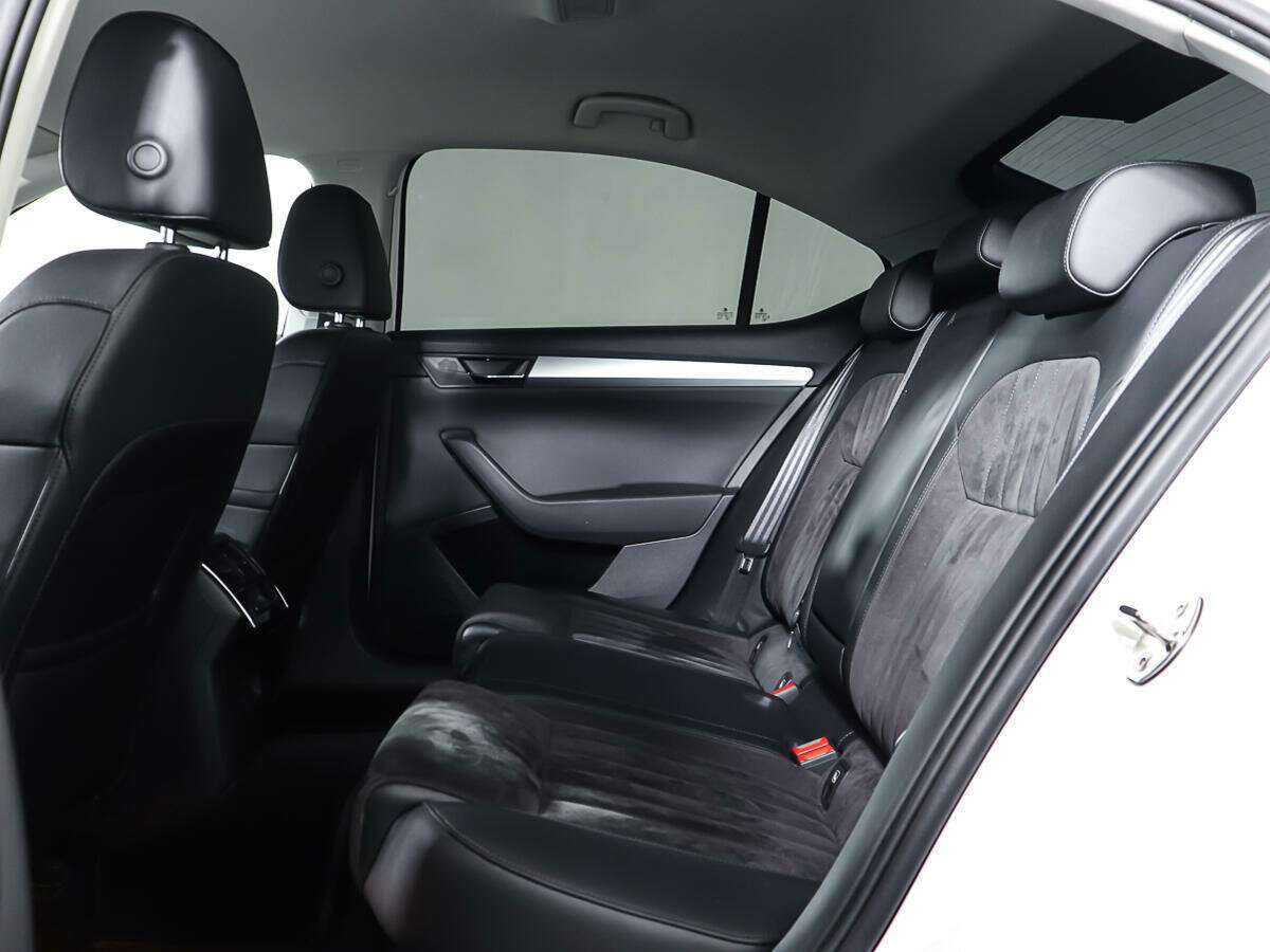 Шкода Суперб б/у, 2017, Роботизированная. Фото: #8