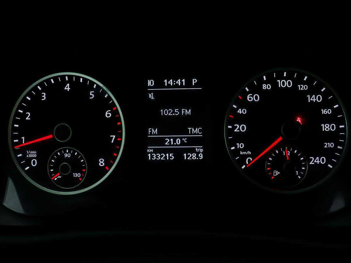 Фольксваген Тигуан б/у, 2013, Автоматическая. Фото: #13