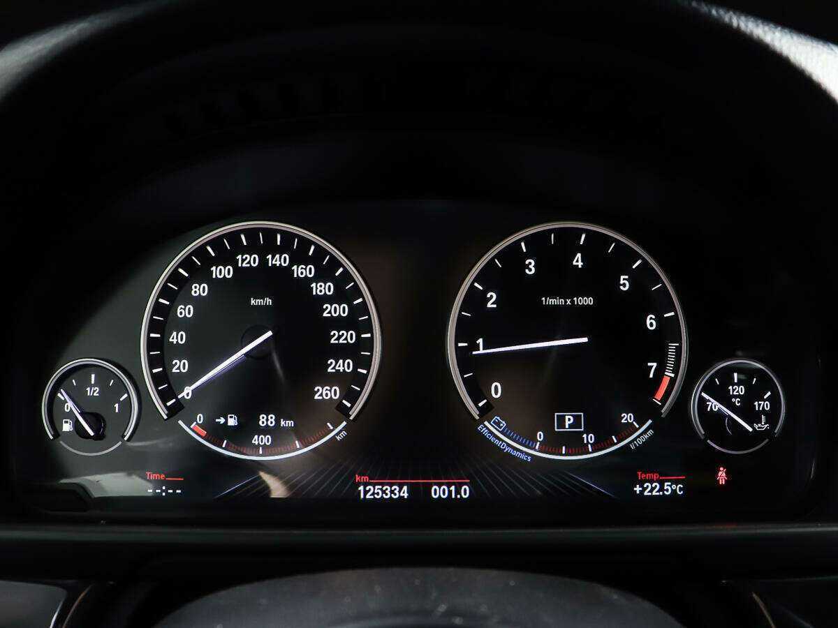 БМВ 5 серии б/у, 2015, Автоматическая. Фото: #13