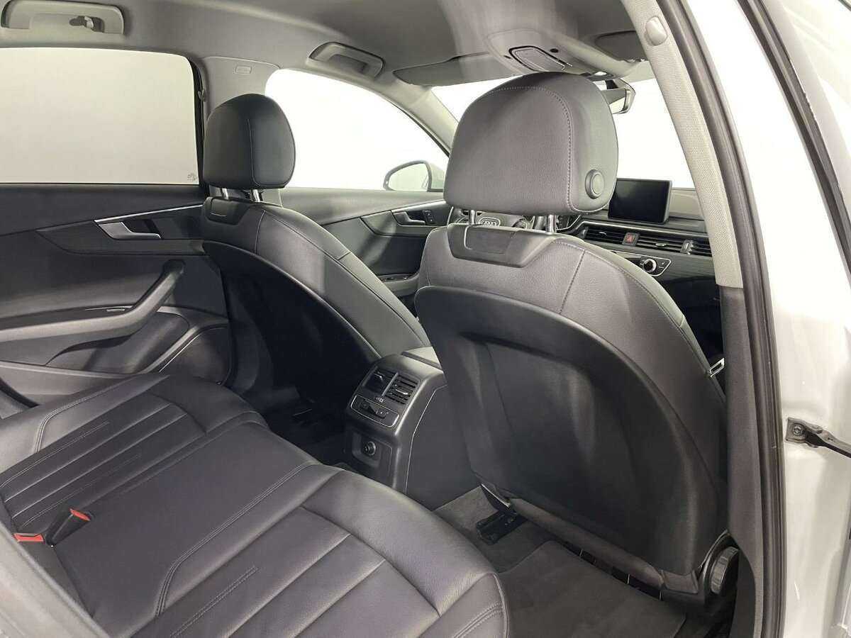 Ауди А4 б/у, 2018, Роботизированная. Фото: #15