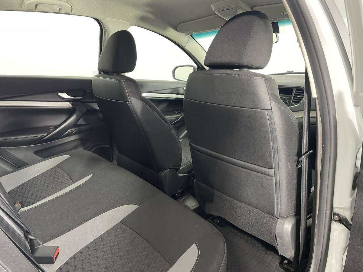 Лада (ВАЗ) Веста б/у, 2023, Механическая. Фото: #15