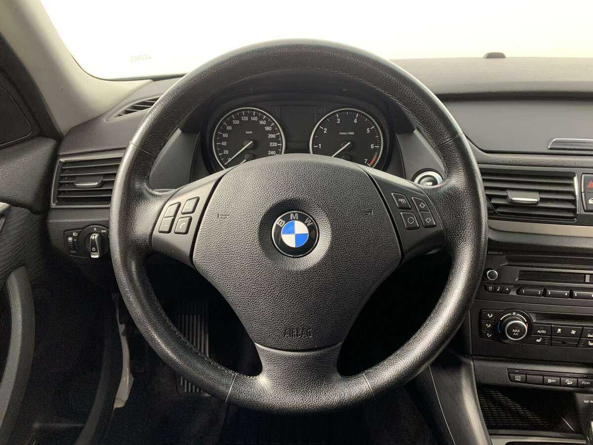 БМВ Икс1 б/у, 2013, Автоматическая. Фото: #14