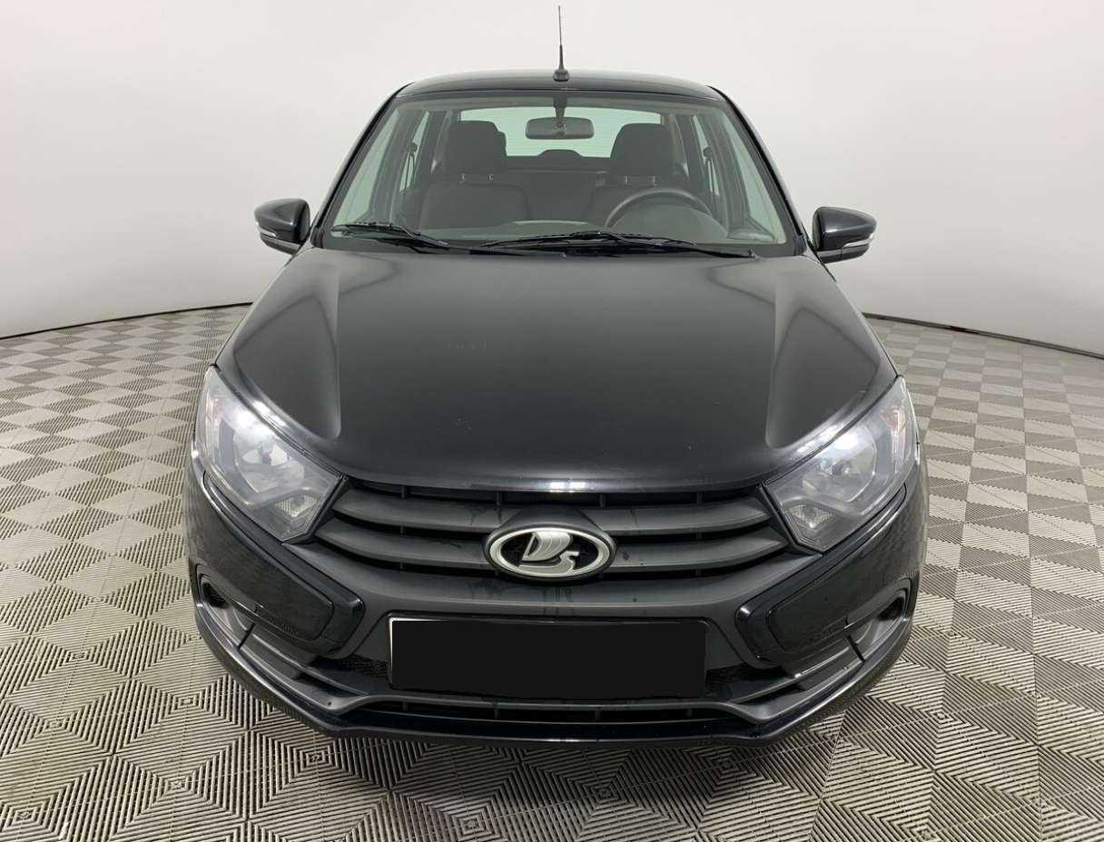 Лада (ВАЗ) Гранта б/у, 2022, Механическая. Фото: #1