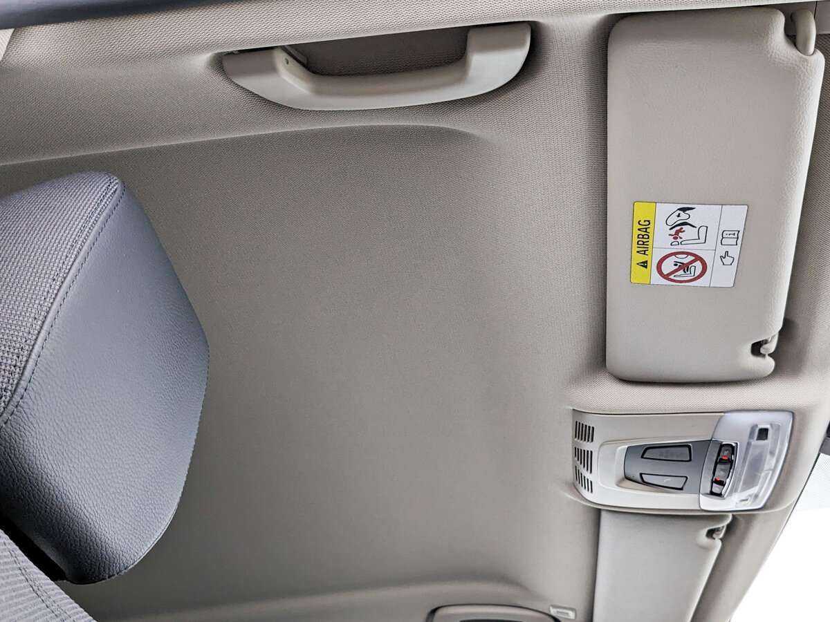 БМВ 3 серии б/у, 2017, Автоматическая. Фото: #16