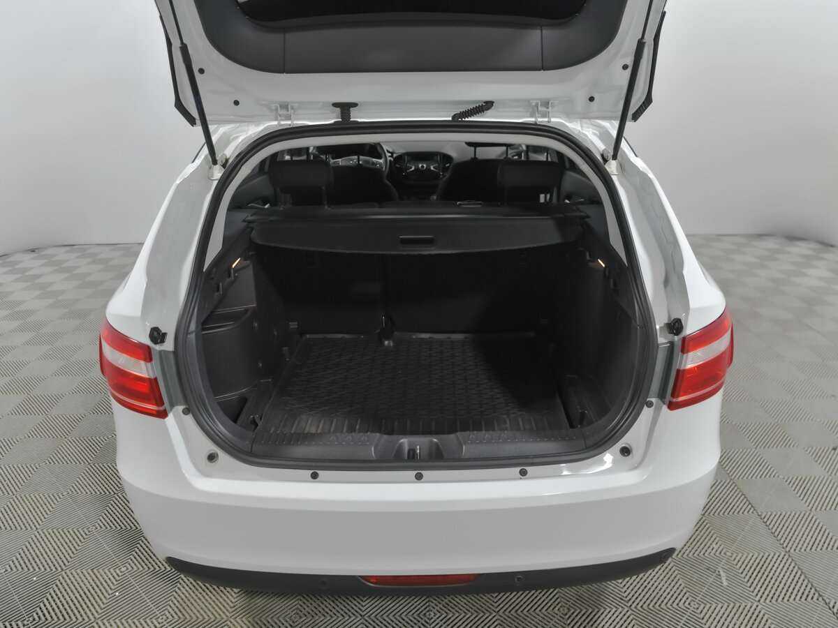 Лада (ВАЗ) Веста б/у, 2020, Механическая. Фото: #13