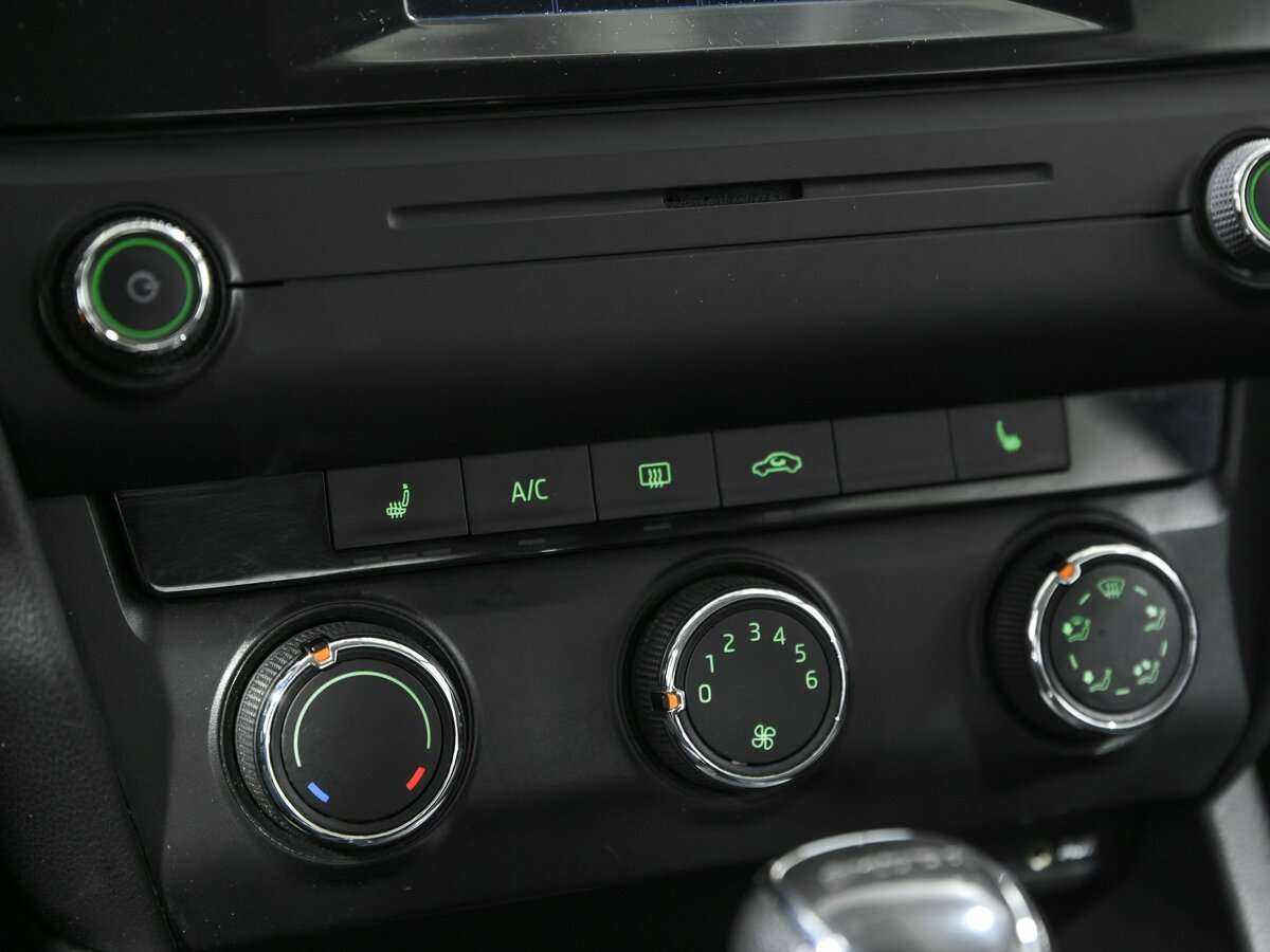 Шкода Октавия б/у, 2016, Автоматическая. Фото: #11