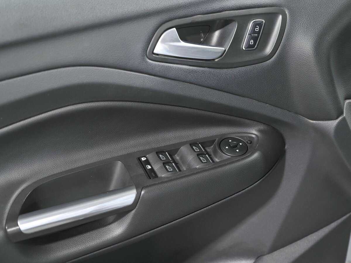 Форд Куга б/у, 2016, Автоматическая. Фото: #14