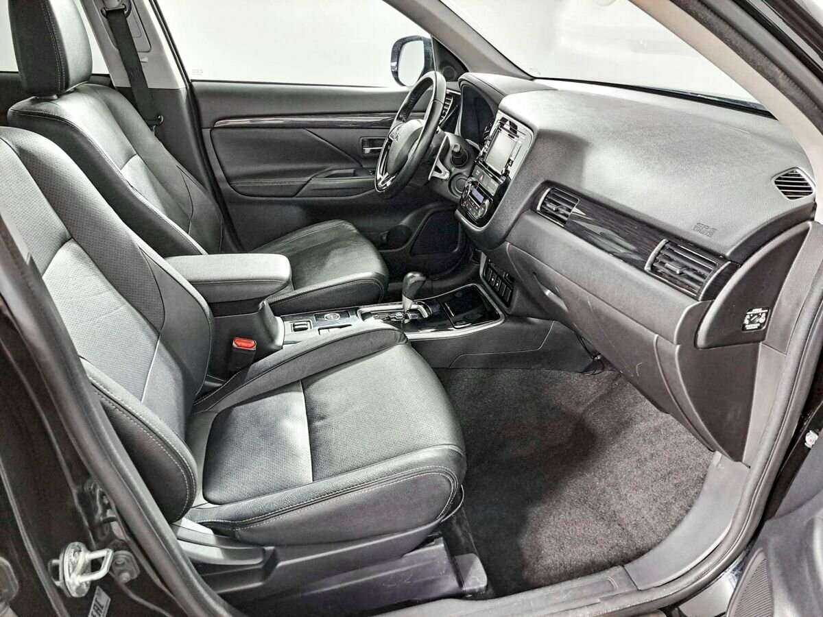 Митсубиши Оутлэндер б/у, 2017, Вариатор. Фото: #8