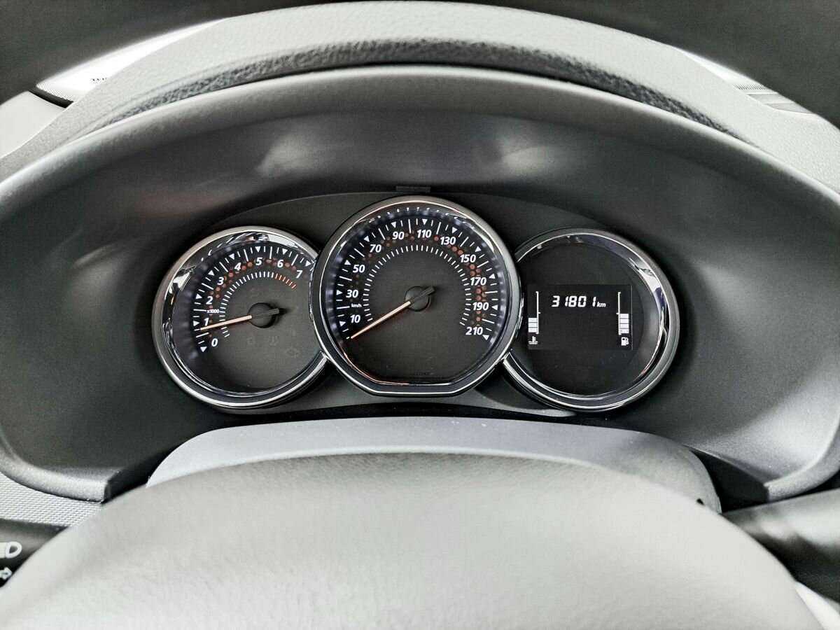 Рено Логан б/у, 2021, Механическая. Фото: #10