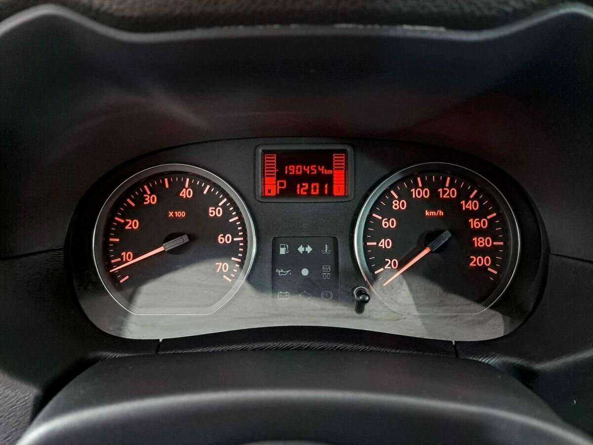 Ниссан Террано б/у, 2014, Автоматическая. Фото: #12