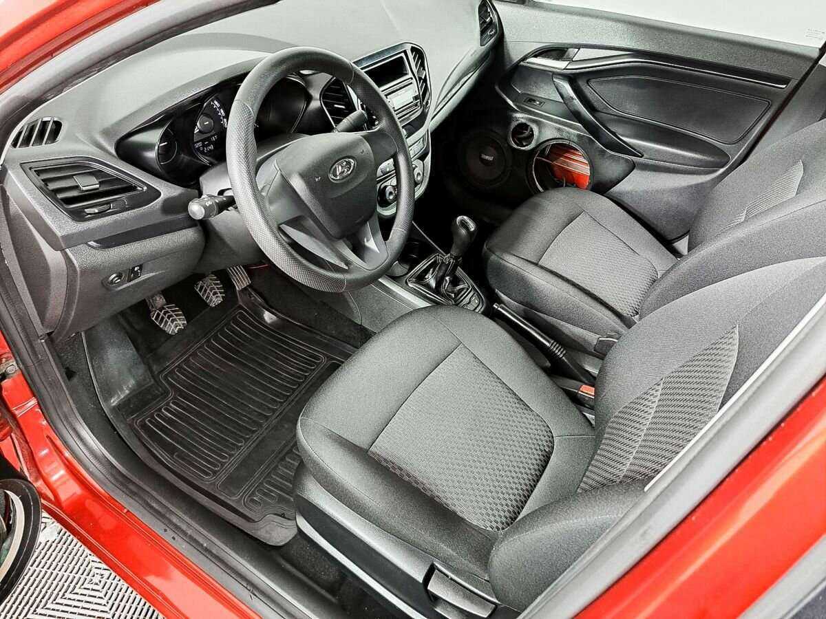 Лада (ВАЗ) Веста б/у, 2016, Механическая. Фото: #12