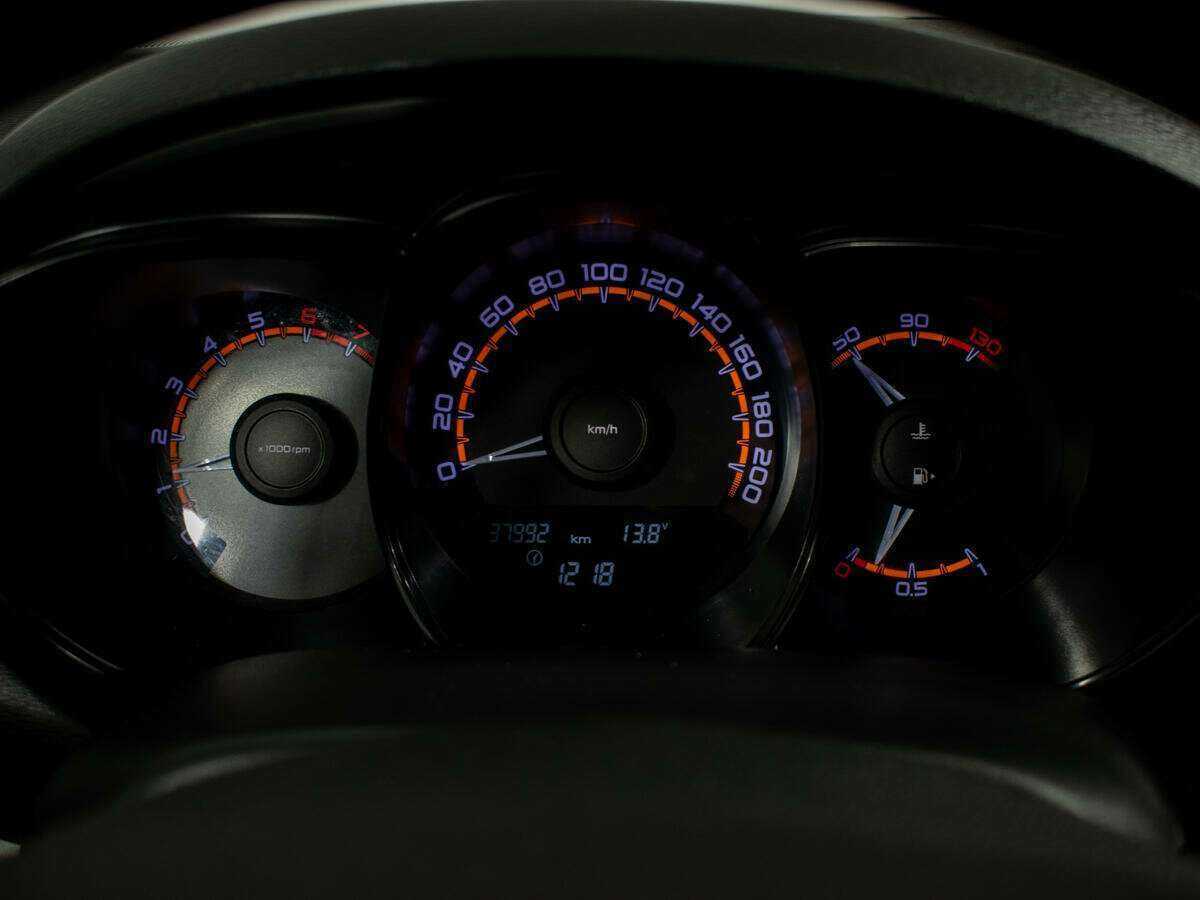 Лада (ВАЗ) Веста б/у, 2021, Механическая. Фото: #11