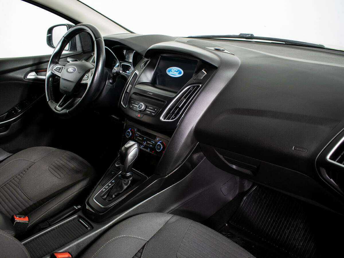 Форд Фокус б/у, 2017, Автоматическая. Фото: #6