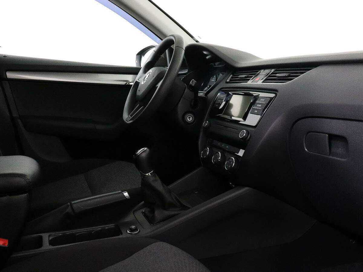 Шкода Октавия б/у, 2015, Механическая. Фото: #6