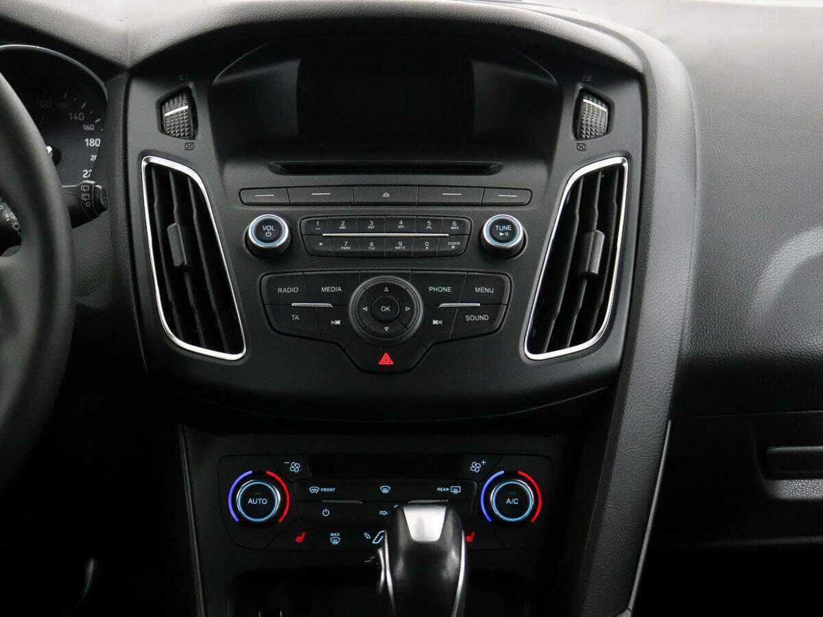 Форд Фокус б/у, 2017, Роботизированная. Фото: #11